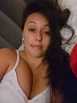 SaharaGarcia__ webcam