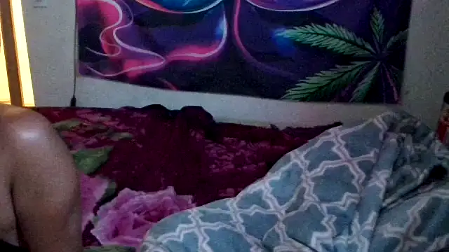 mzpretty444 webcam