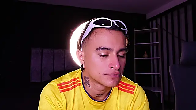 LiamDeep webcam