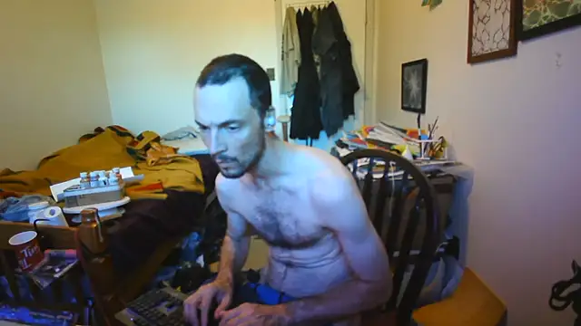 JohnnyMoves webcam
