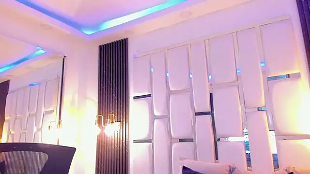 Maia_Clark520 webcam
