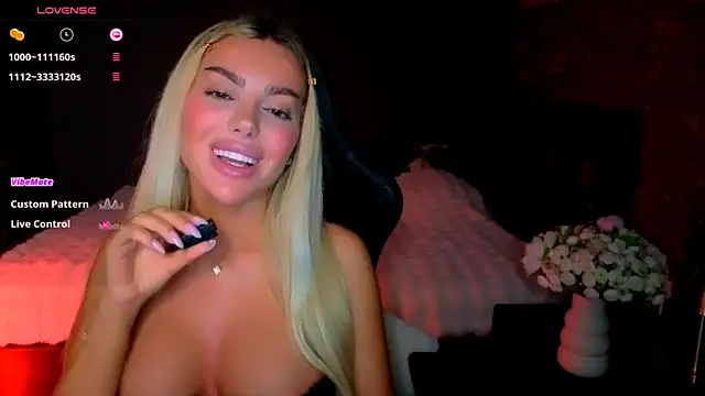 Ayla__Demir webcam