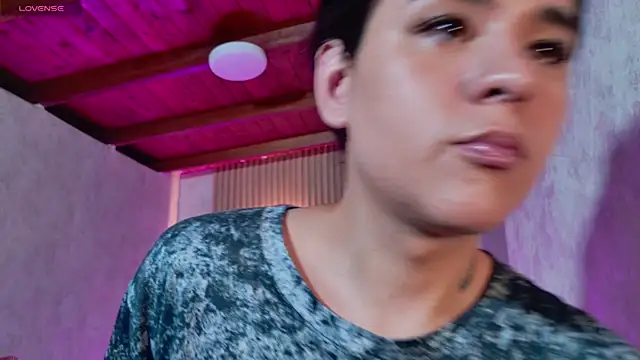 Angel-umbra Live Web Cam Show