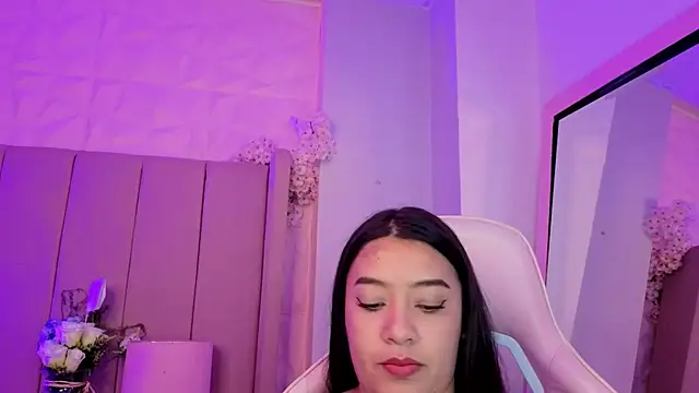 MollyBigBoobs12 webcam