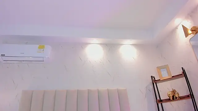 ViolettaRousee_ webcam