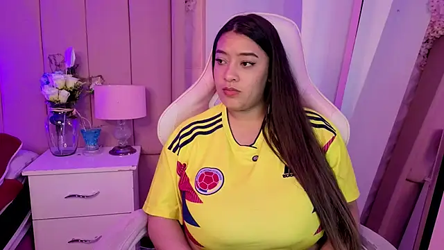 MollyBigBoobs12 webcam