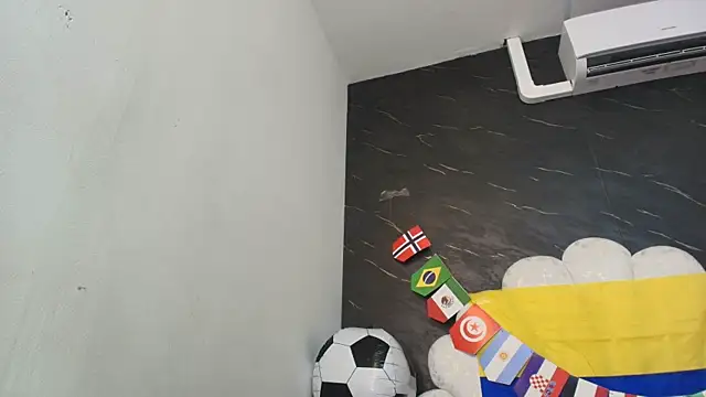 kissme_luna webcam