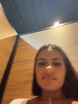 Irina_Velvett webcam