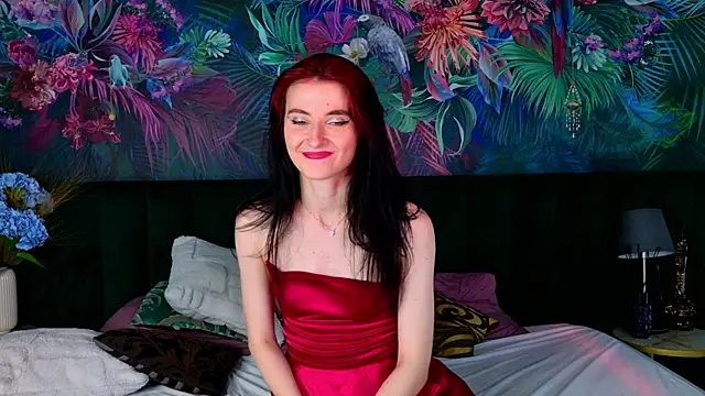 NicoleLuxe webcam