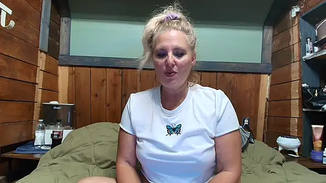 lisaxlovexxx webcam