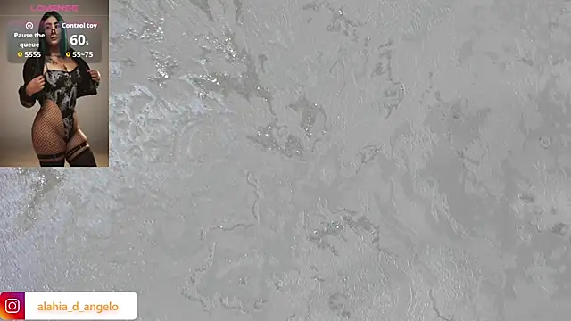 Alahia_Dangelo webcam