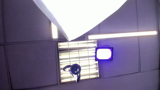Allisonts69 webcam