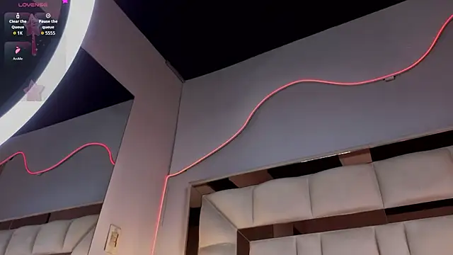 Aria_Joness_ webcam