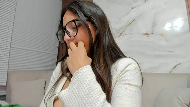 LilyGarcia webcam