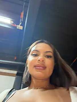Irina_Velvett webcam