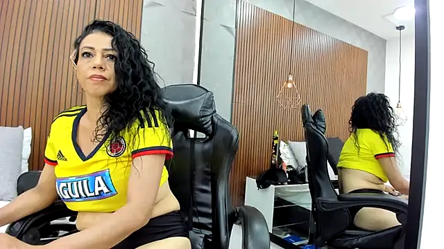 Velvet_Luxx webcam