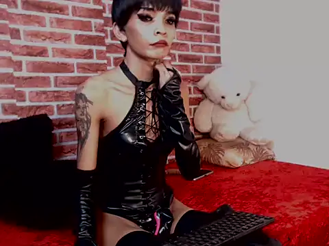 PHLauraLove webcam