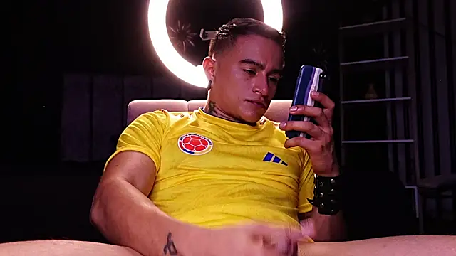 LiamDeep webcam