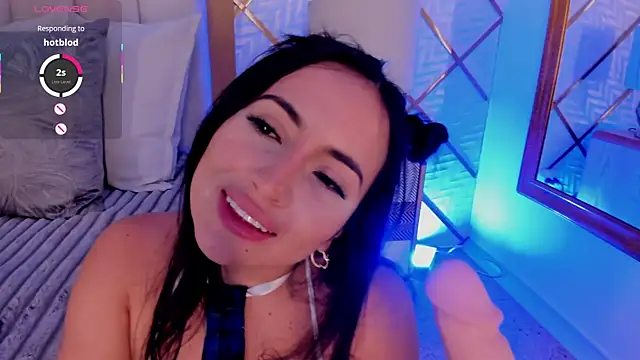 ZaraVesari webcam