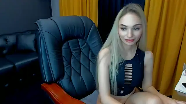 HaleySweet18 webcam