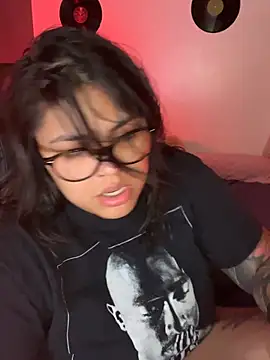 miacanela_xo