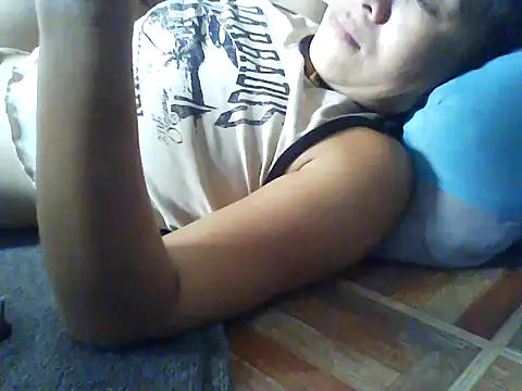hairypussyyummy webcam