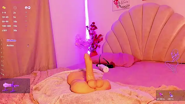 NahomyVega webcam