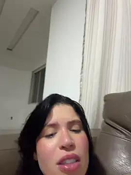 Rafaellaz live sex cam