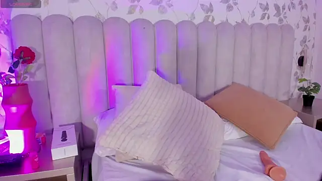 luciagray1 webcam