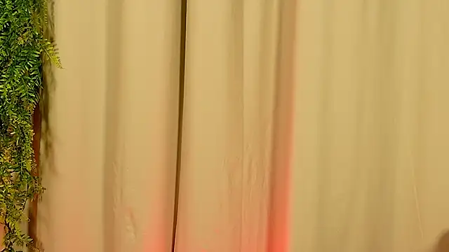 xbigpeach webcam