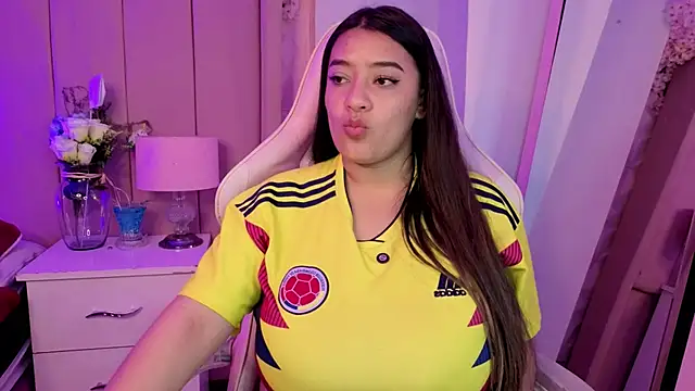 MollyBigBoobs12 webcam