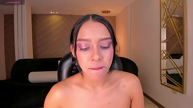AmaliaCrus webcam