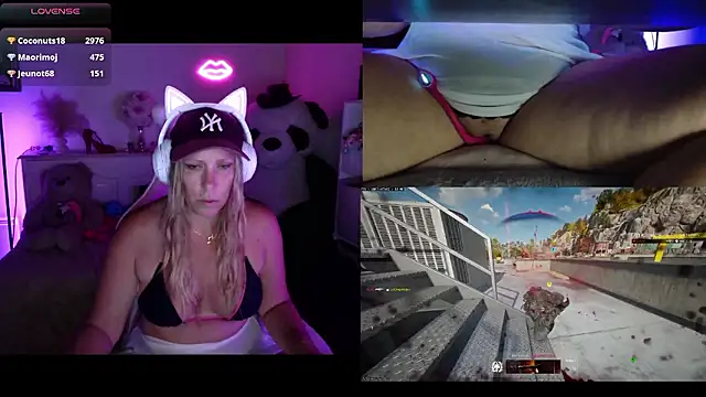 Angie-night webcam