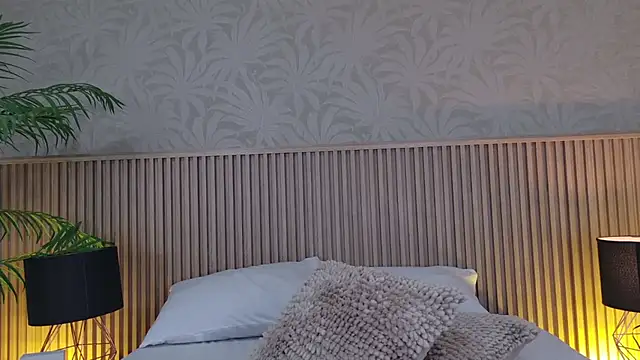 Carrie_GB webcam