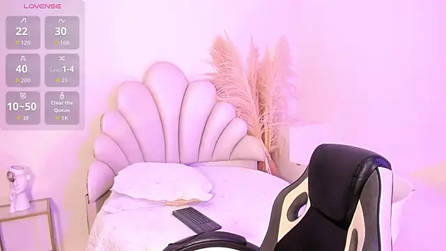 SelenaRogers webcam