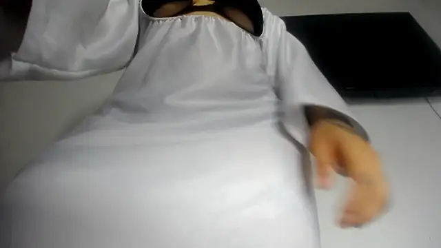 Fox_Loves webcam