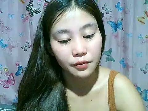 SexyAsianPussy4u webcam
