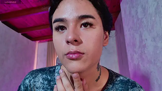 Angel-umbra Live Web Cam Show