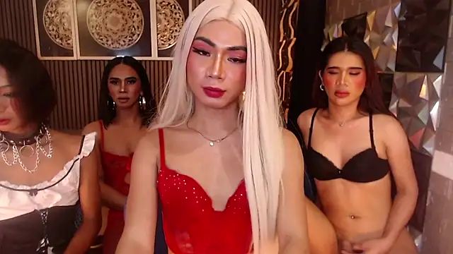 AudreyMilesTrans webcam
