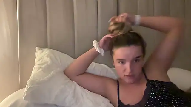 maisiesmithx live sex cam