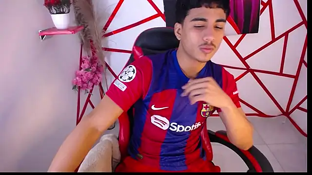 oliver-parker Live Web Cam Show