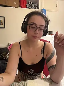 ladyturtle webcam