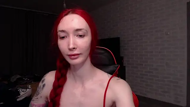 Roxy_Silver webcam