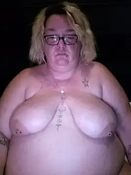 diosacurvy1984 webcam