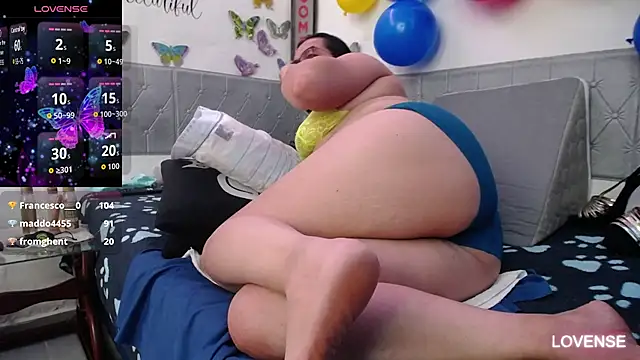 AlexaUllahX webcam