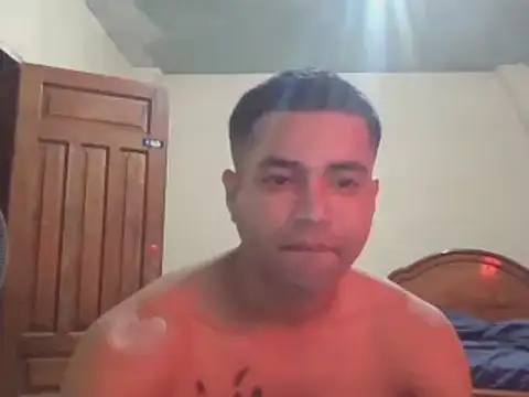 GUSANOMORADO webcam