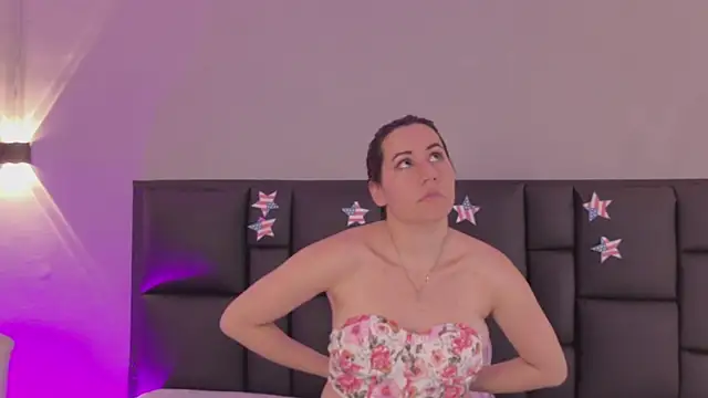 JadeHearrt webcam