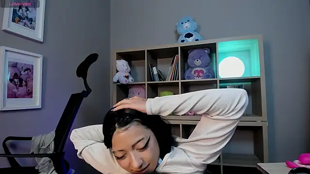 shiny_wolf webcam