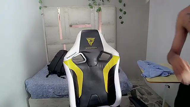 AUSTIN_BOYY webcam