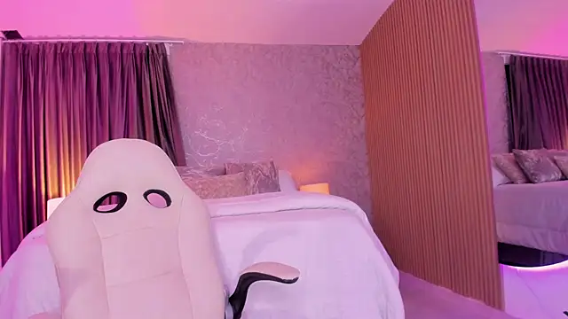 Viiolet_rosee webcam